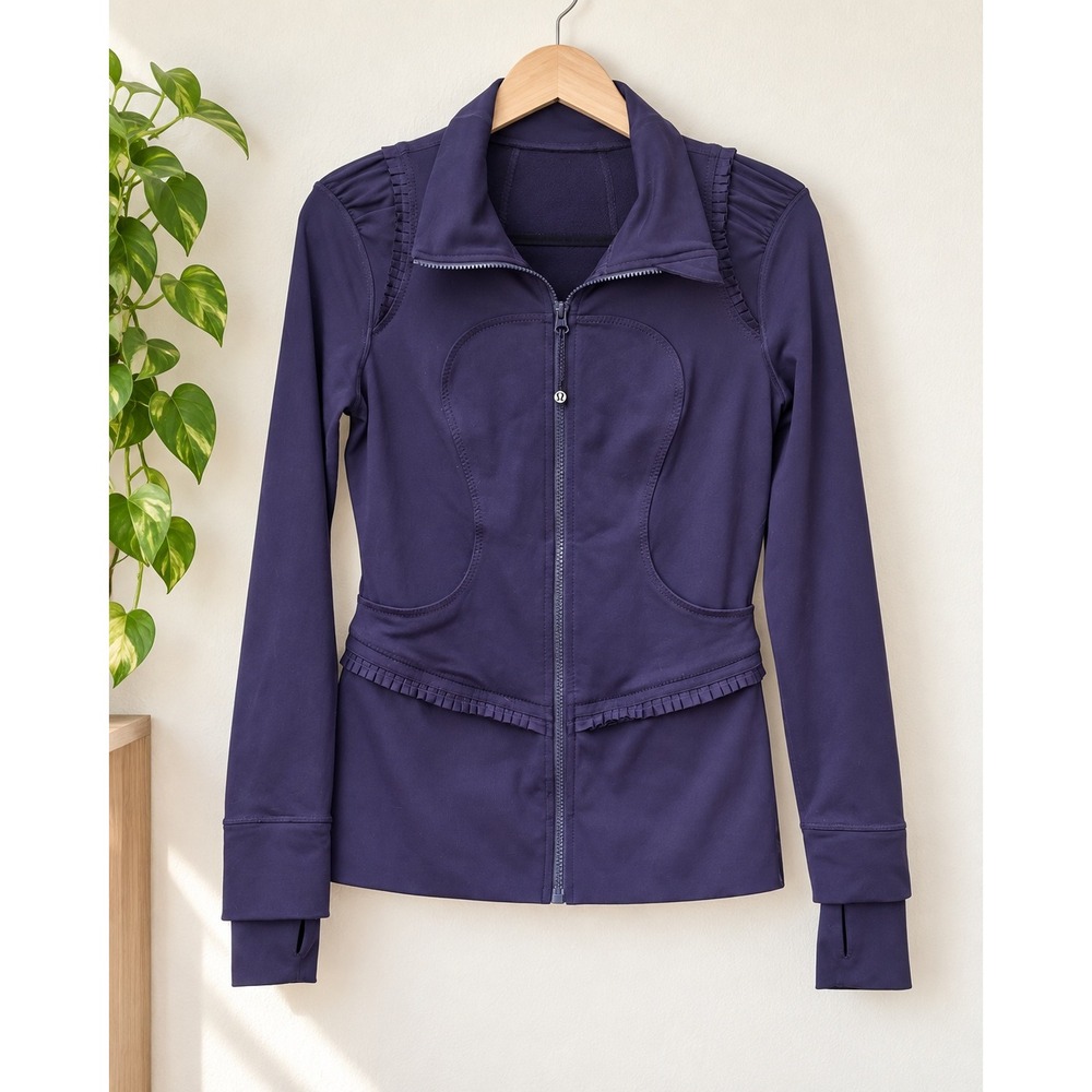 Lululemon Athletica City to Yoga Jacket Purple Ruffle Sz 8 Thumbholes Athleisure